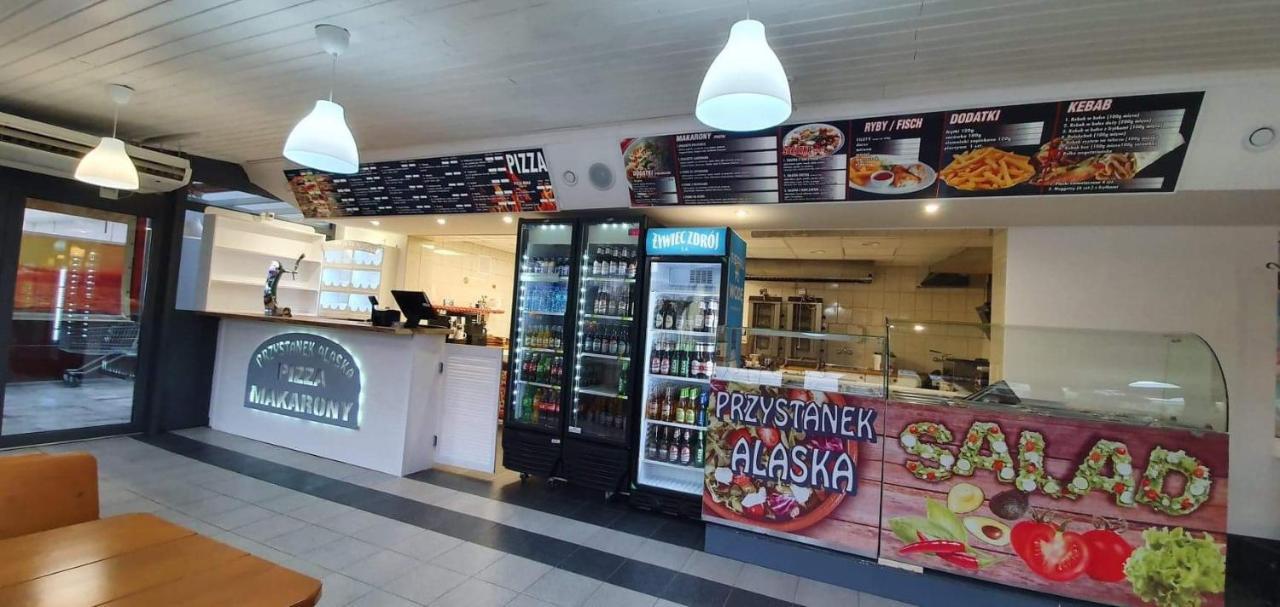 Przystanek Alaska Dziwnówek Εξωτερικό φωτογραφία
